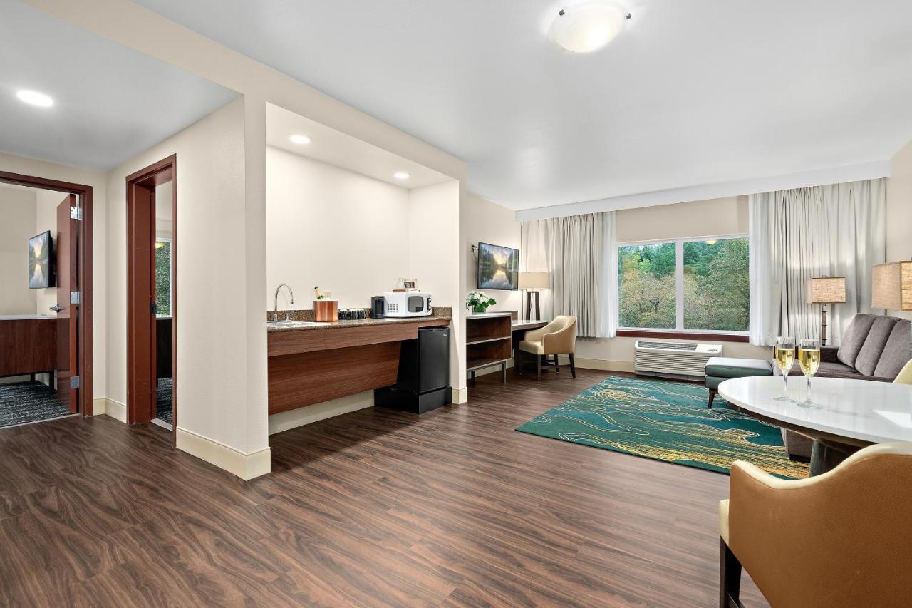 Rochester Lucky Eagle Casino & Hotel מראה חיצוני תמונה